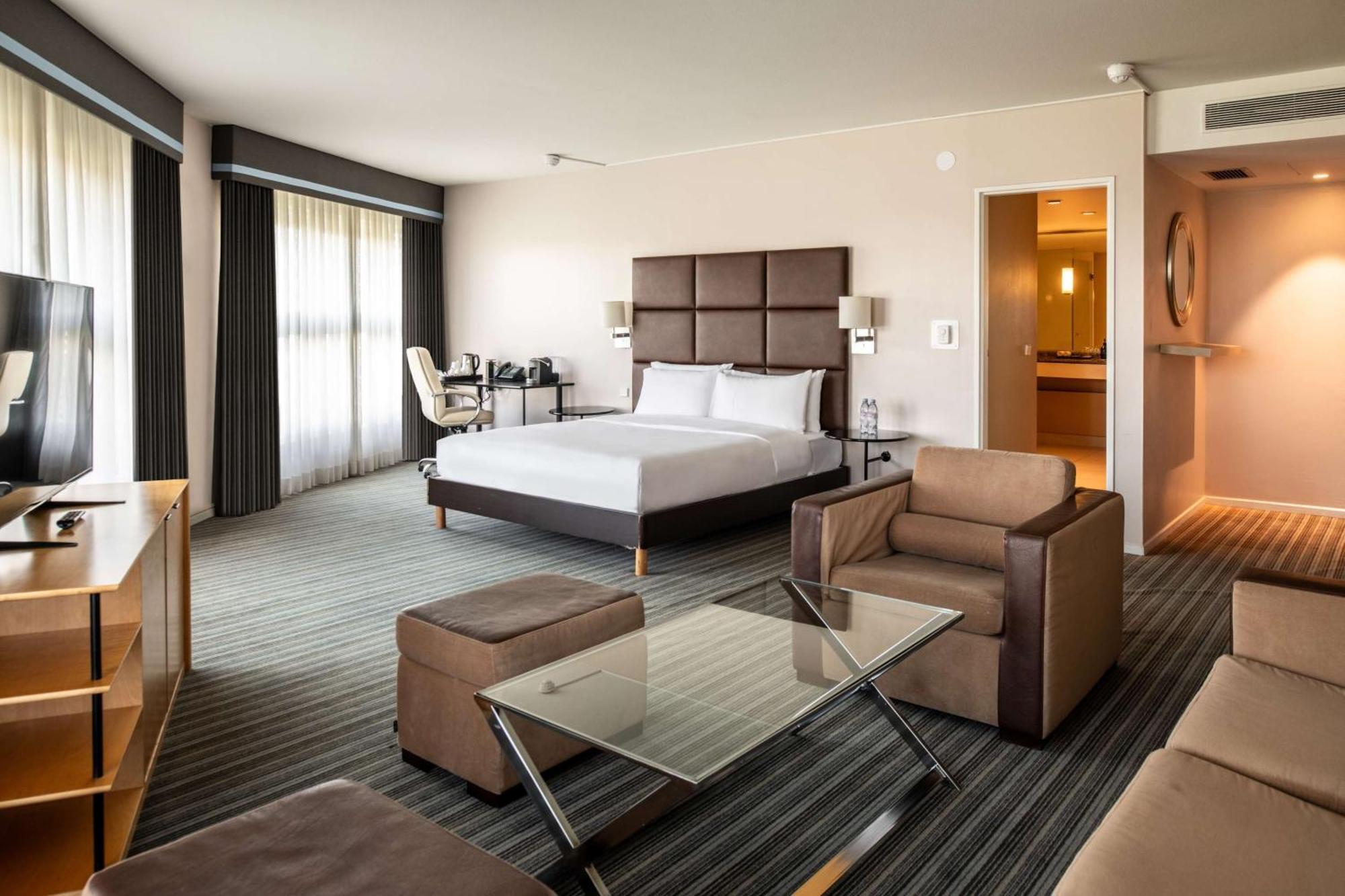 Hotel Der Valk Paris Cdg Airport 4*